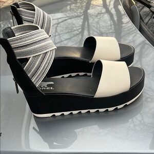 Sorel Women's Black and White Platform Sandals